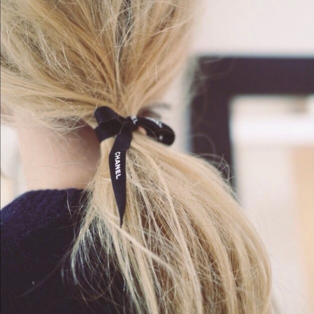 💕50” of Chanel black ribbon from boutique💕